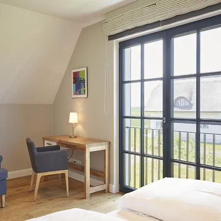 Prázdninový dům Reetland Am - Premium Reetdachvilla Mit 3 Schlafzimmern, Sauna Und Kamin F09 Dranske