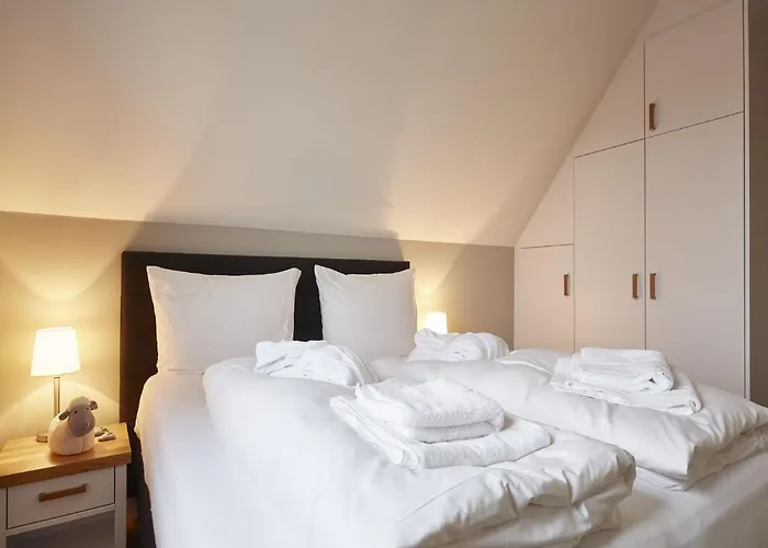 Сasa de vacaciones Reetland Am - Premium Reetdachvilla Mit 3 Schlafzimmern, Sauna Und Kamin F09 Dranske