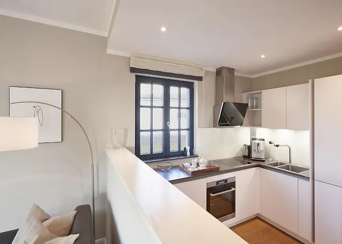 Reetland Am - Premium Reetdachvilla Mit 3 Schlafzimmern, Sauna Und Kamin F09 Dranske